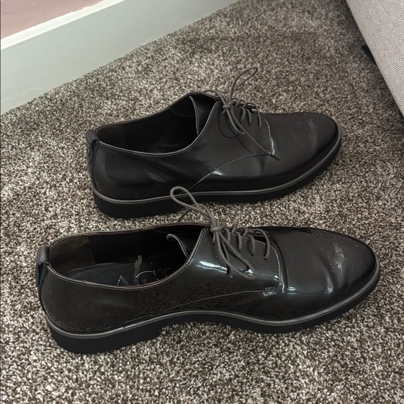 AGL (Attilio Giusti Leobruni) Glossy Black Men's Oxfords - Picture 3 of 9